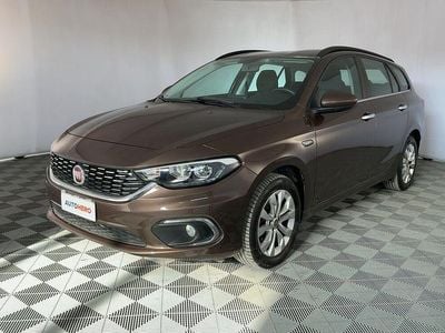 Usata Fiat Tipo Business 120 CV (88 kW) 2020 Marrone Station wagon