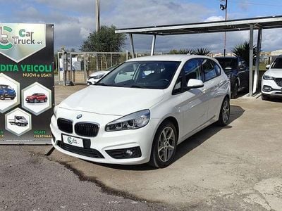 Usata BMW 218 Active Tourer Luxury Line 150 CV (110 kW) 2015 Bianco Monovolume