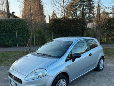 usata Fiat Grande Punto 1.2 benzina si neopatentati