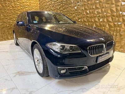 Usata BMW 525 Luxury Line 217 CV (159 kW) 2014 Blu Station wagon