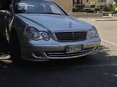 Usata Mercedes C200