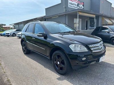 Mercedes ML320