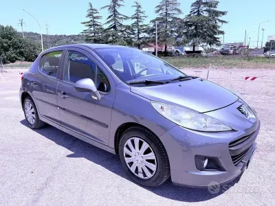 Usata Peugeot 207 Sport 73 CV (53 kW) 2010 Grigio Berlina