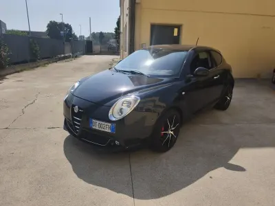 Usata Alfa Romeo MiTo Distinctive 155 CV (114 kW) 2008 Nero Utilitaria
