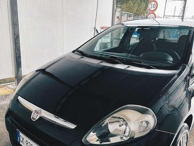 Usata Fiat Punto Evo Dynamic 65 CV (47 kW) 2011 Utilitaria