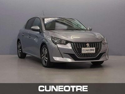 Usata Peugeot 208 Allure 101 CV (74 kW) 2021 Grigio Utilitaria