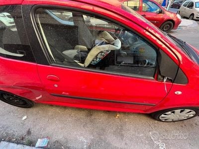 Usata Peugeot 107 2008 Rosso Utilitaria