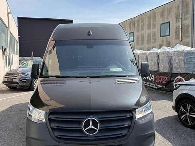 Usata Mercedes Sprinter 114 CV (83 kW) 2021 Marrone Furgone