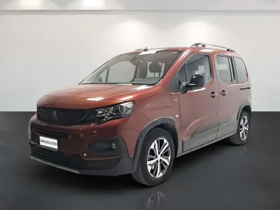 Usata Peugeot Rifter GT-line 131 CV (96 kW) 2018 Marrone Monovolume
