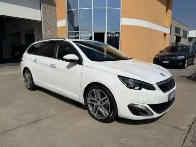 Usata Peugeot 308 SW Allure 120 CV (88 kW) 2015 Other Station wagon