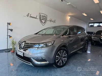 Usata Renault Espace Initiale Paris 160 CV (117 kW) 2016 Gris cassiopee met Monovolume
