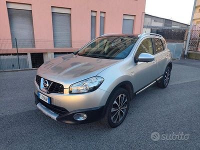 Usata Nissan Qashqai Tekna 131 CV (96 kW) 2012 Grigio SUV