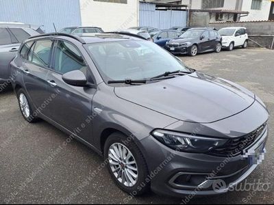 Usata Fiat Tipo Business 130 CV (95 kW) 2021 Grigio scuro Station wagon