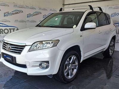 Usata Toyota RAV4 Executive 150 CV (110 kW) 2010 Bianco SUV
