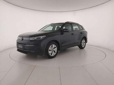 Usata VW Tiguan Life 150 CV (110 kW) 2025 Grenadill black metallizzato SUV