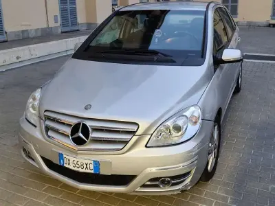 Usata Mercedes B180 109 CV (80 kW) 2009 Monovolume