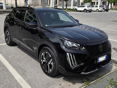 Gebraucht Peugeot 2008 Allure 131 PS (96 kW) 2024 Schwarz SUV