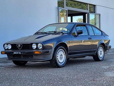 Usata Alfa Romeo Alfetta 158 CV (116 kW) 1984 Grigio Berlina