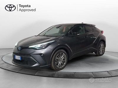 Usata Toyota C-HR Lounge 197 CV (144 kW) 2023 Arancione SUV