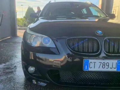 Usata BMW 535 272 CV (200 kW) 2005 Nero Station wagon