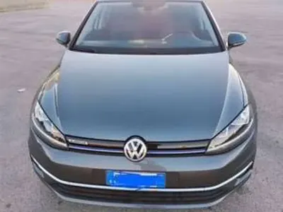 Usata VW Golf VII Executive 110 CV (80 kW) 2018 Grigio Berlina