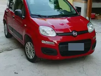 Usata Fiat Panda 69 CV (50 kW) 2014 Rosso Utilitaria