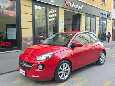 Usata Opel Adam Jam 69 CV (50 kW) 2016 Rosso Utilitaria