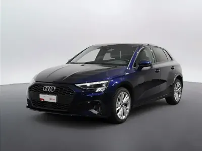 Usata Audi A3 Business 116 CV (85 kW) 2022 Bleu Berlina