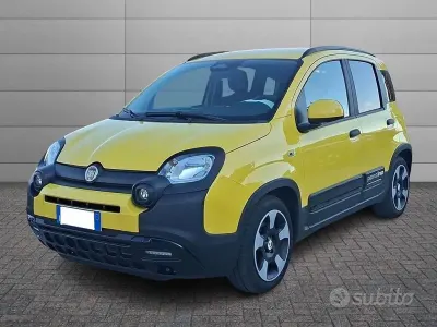 Usata Fiat Panda S 70 CV (51 kW) 2025 Giallo Utilitaria