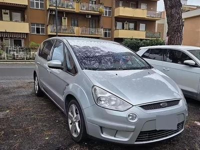 Usata Ford S-MAX S 140 CV (102 kW) 2009 Grigio Monovolume