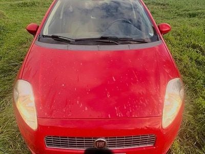 Usata Fiat Grande Punto 2009 Rosso Utilitaria