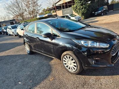 Usata Ford Fiesta Titanium 60 CV (44 kW) 2014 Nero Berlina