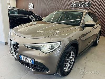 Usata Alfa Romeo Stelvio Executive 190 CV (139 kW) 2019 Marrone SUV