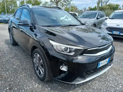 Usata Kia Stonic Style 120 CV (88 kW) 2020 Nero SUV