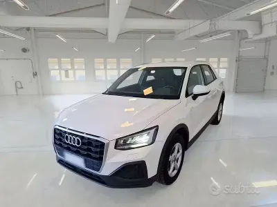 Usata Audi Q2 Business 116 CV (85 kW) 2022 Bianco SUV