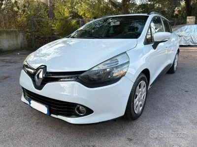 Usata Renault Clio GrandTour 75 CV (55 kW) 2013 Bianco Station wagon