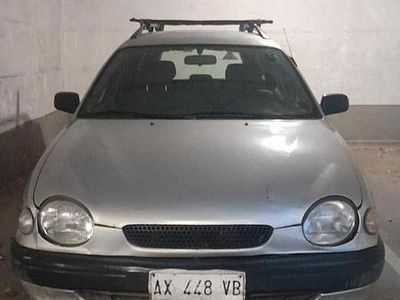 Usata Toyota Corolla 86 CV (63 kW) 1998 Grigio Station wagon