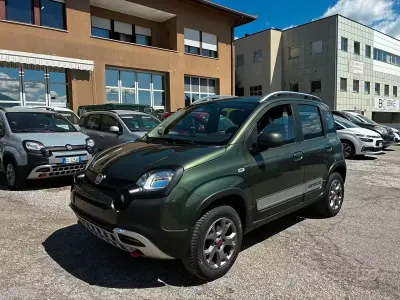 Occasion Fiat Panda Cross Cross 90 PK (66 kW) 2018 Groen Hatchback