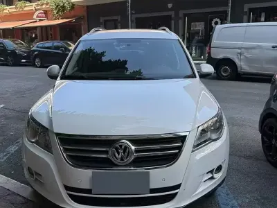 Usata VW Tiguan 140 CV (102 kW) 2011 Bianco SUV