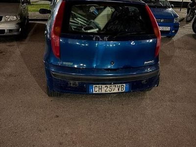 Usata Fiat Punto 2003 Blu Utilitaria