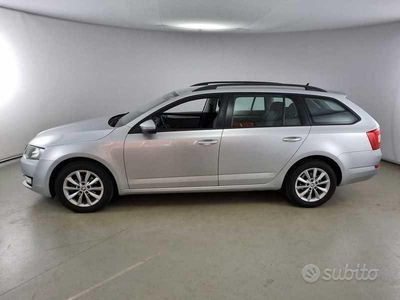 usata Skoda Octavia WAGON 1.6 TDI CR Executive