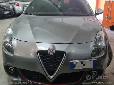 Usata Alfa Romeo Giulietta Super 120 CV (88 kW) 2018 Grigio Utilitaria
