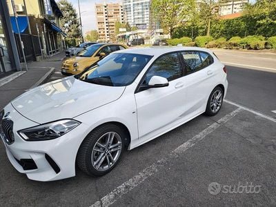 Usata BMW 116 M Sport 109 CV (80 kW) 2022 Bianco Utilitaria