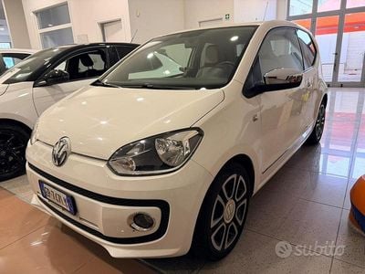 Usata VW up! high up! 75 CV (55 kW) 2012 Bianco Utilitaria