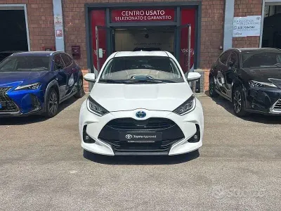 Usata Toyota Yaris Hybrid Trend 116 CV (85 kW) 2022 Other Berlina