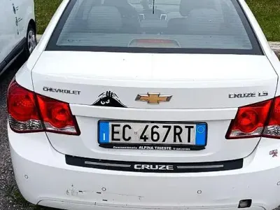 Usata Chevrolet Cruze LS 113 CV (83 kW) 2010 Bianco Berlina
