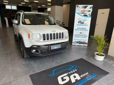 Usata Jeep Renegade Limited 140 CV (102 kW) 2014 Bianco SUV