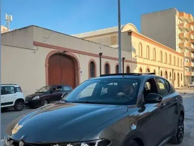 Usata Alfa Romeo Tonale Sprint 131 CV (96 kW) 2025 Grigio SUV