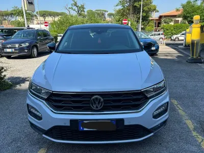 Usata VW T-Roc Style 116 CV (85 kW) 2019 Bianco SUV