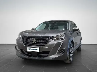Usata Peugeot 2008 Active 110 CV (80 kW) 2021 Grigio SUV